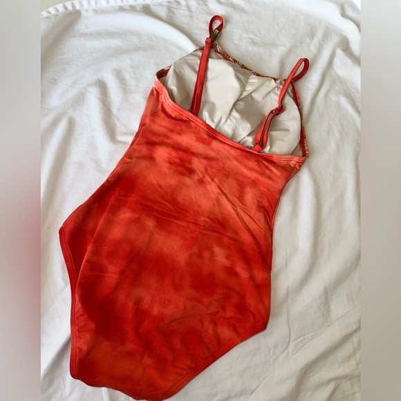 One piece Micheal Kors swimsuit - Picture 6 of 6